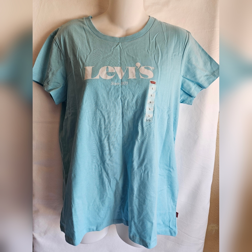 Levi's Light Blue T-Shirt